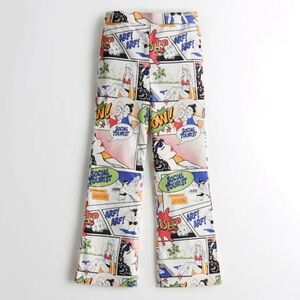 Hollister Social Tourist Womens Ultra Rise High Kick Flare Pants Pop Art